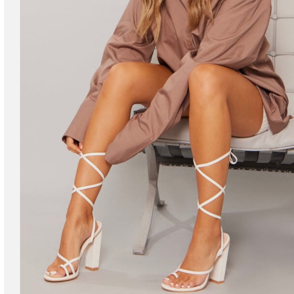 White Toe Loop Heeled Sandal